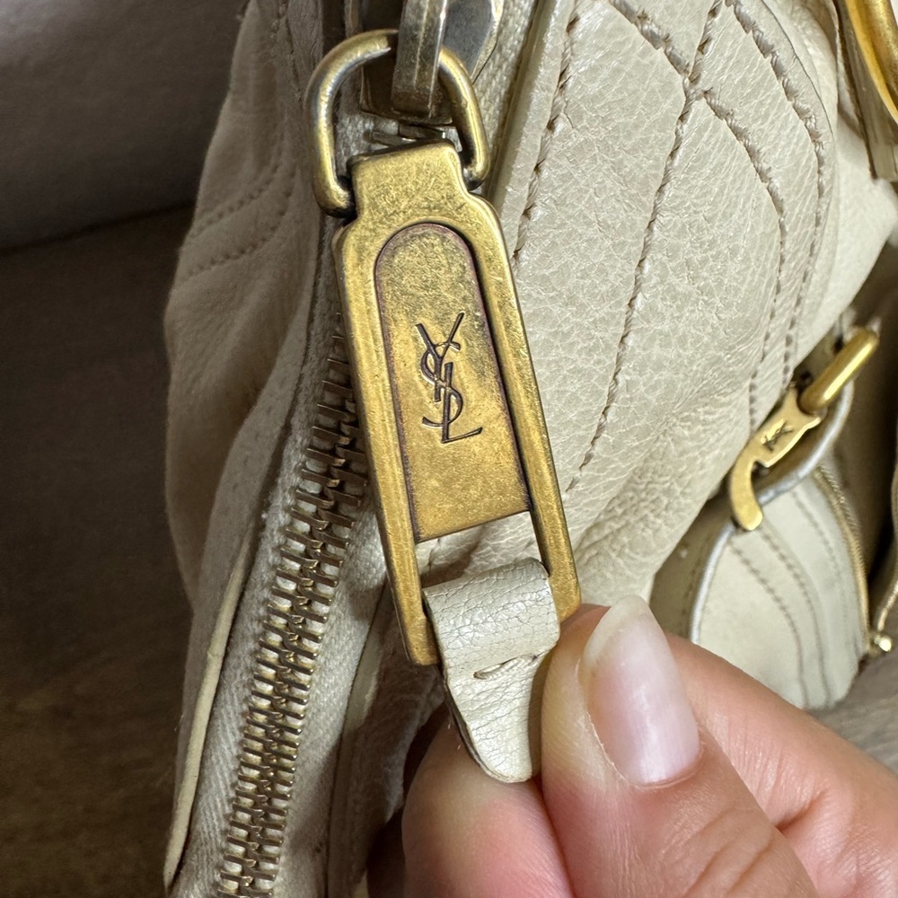 Yves Saint Laurent Rive Gauche Downtown Tote Bag - Picture 13 of 16